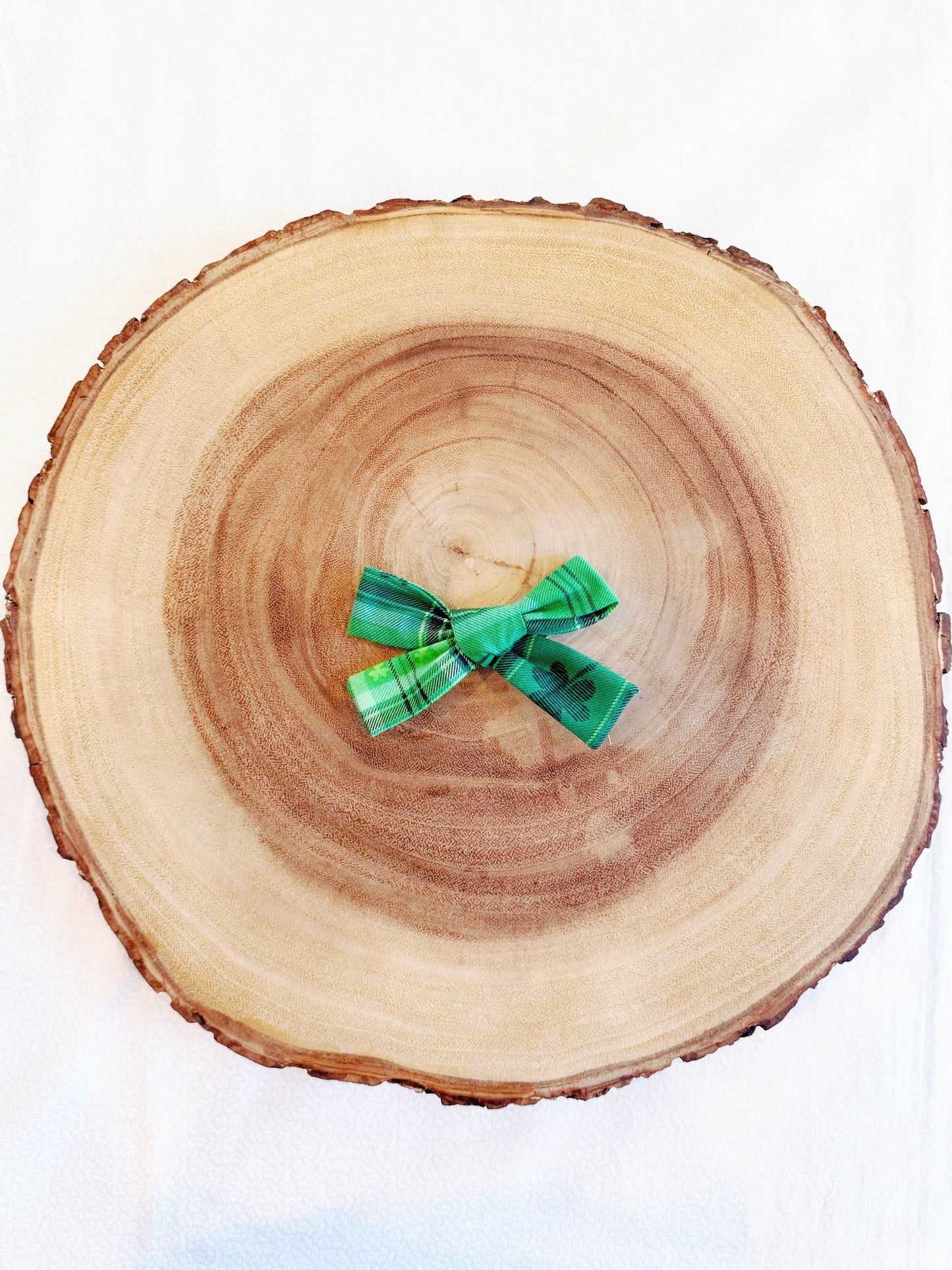 Clover Plaid Hair Bow