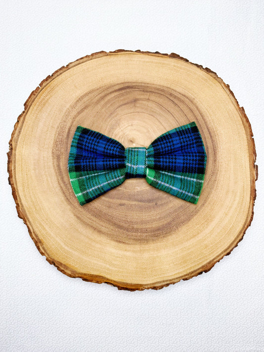 Green and Blue Tartan Plaid Bow