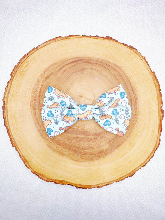 Dino Love Bow