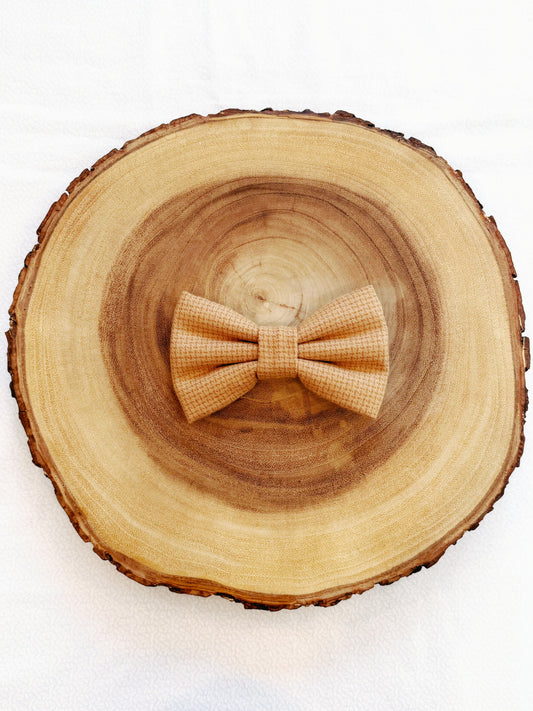 Flannel Neutral Bow
