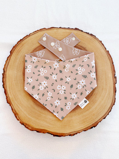 [Performance] Neutral Ditsy Floral and Bows Bandana