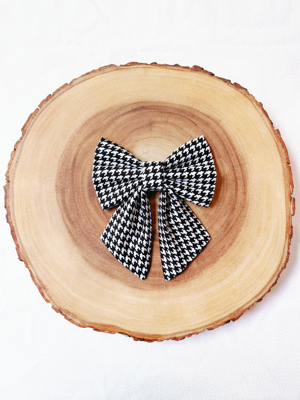 Black Houndstooth Bow