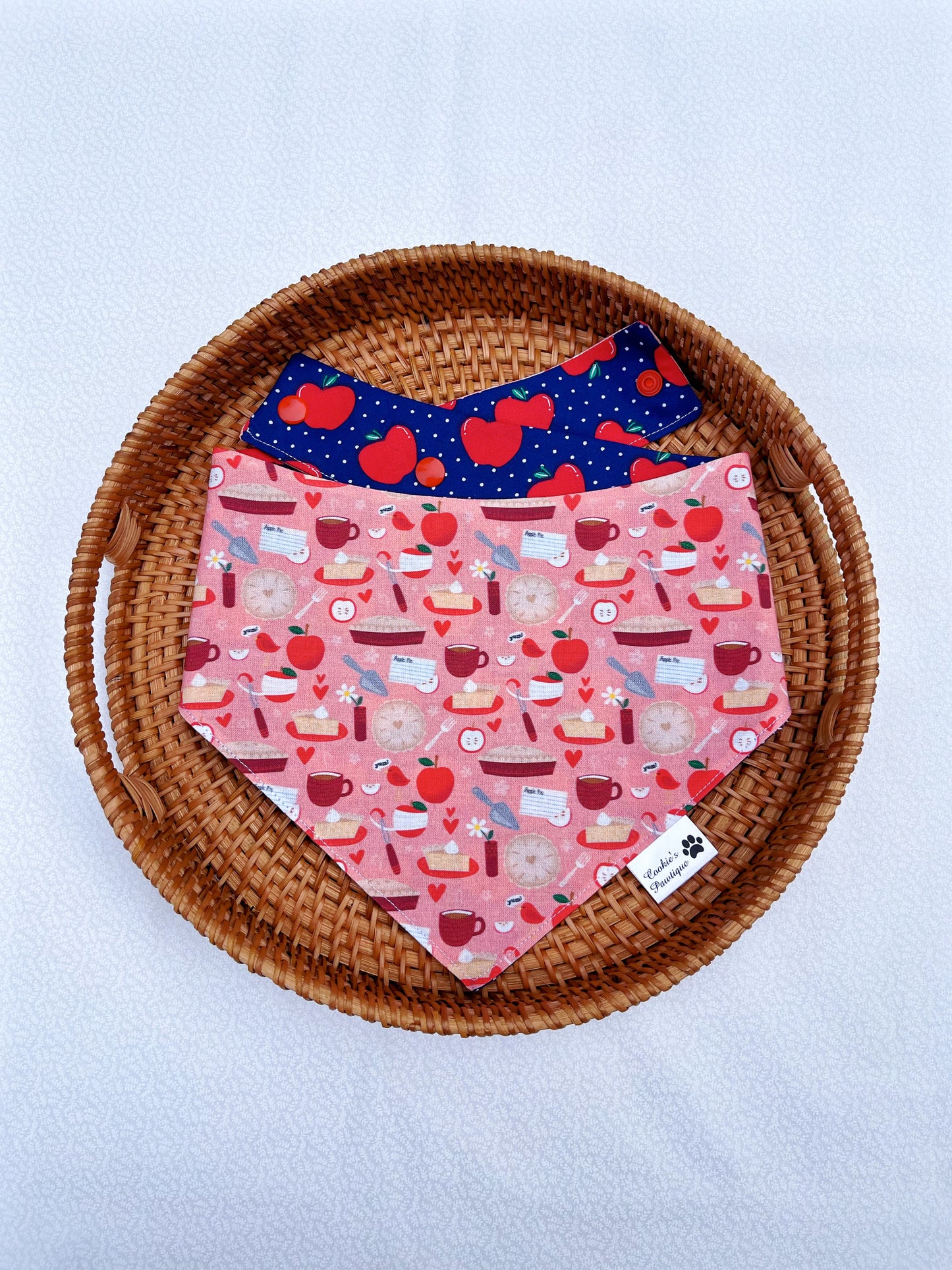 Delicious Apple Pie Bandana