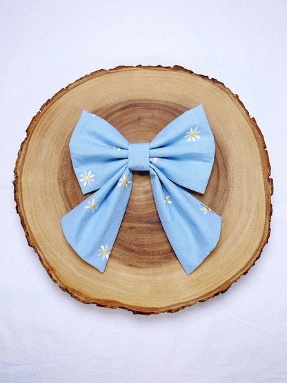 Blue Daisies Bow