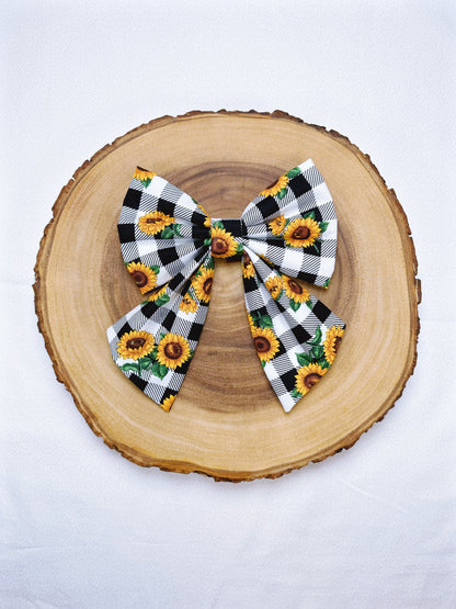 Sunflowers On Plaid Bow